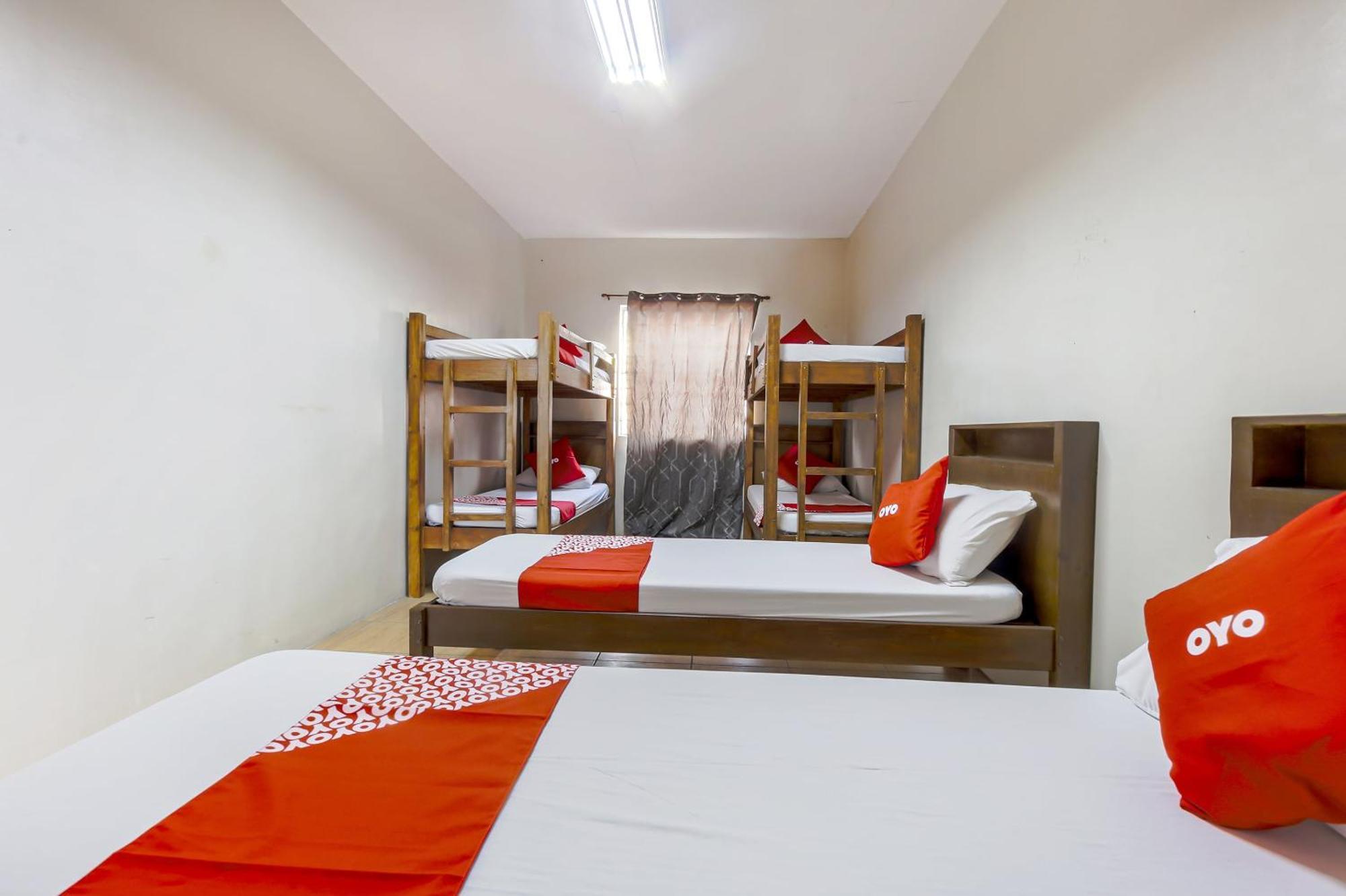 Metro Deluxe Residences Pasay Eksteriør bilde