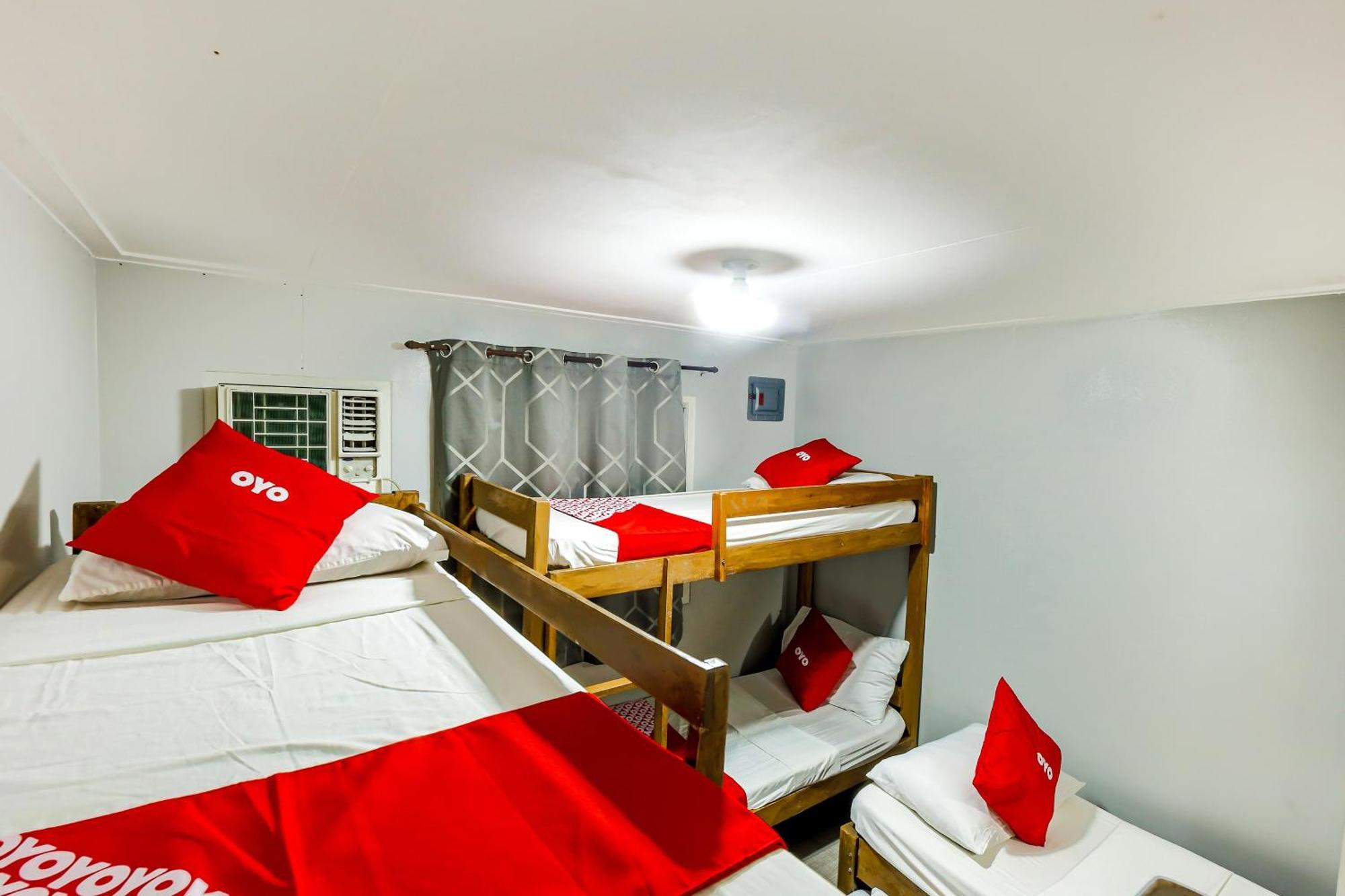 Metro Deluxe Residences Pasay Eksteriør bilde